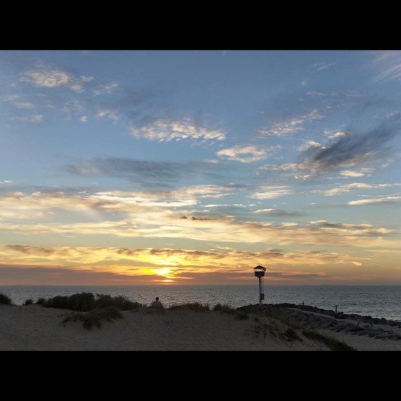 Meet your Posher, Christie ☺️ - Picture 3 of 3